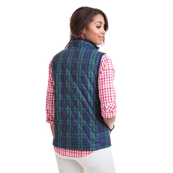 EUC Women’s X-Small Vineyard Vines Blackwatch Reversible Quilted Sherpa Vest - Picture 3 of 16